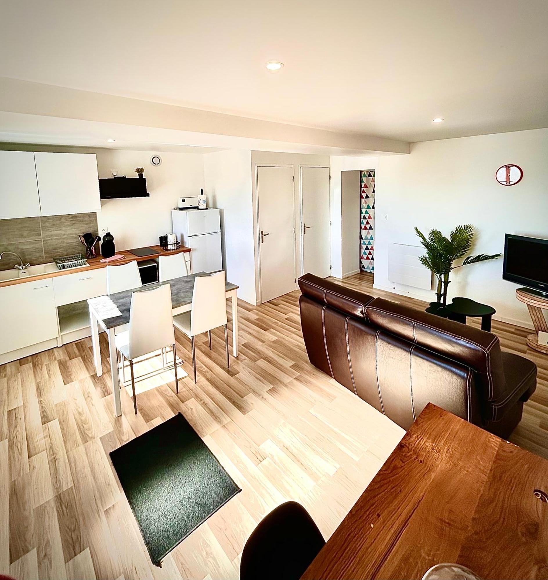 Chaleureux T2 Meuble 5Mn Alencon Appartement Cuissai Buitenkant foto
